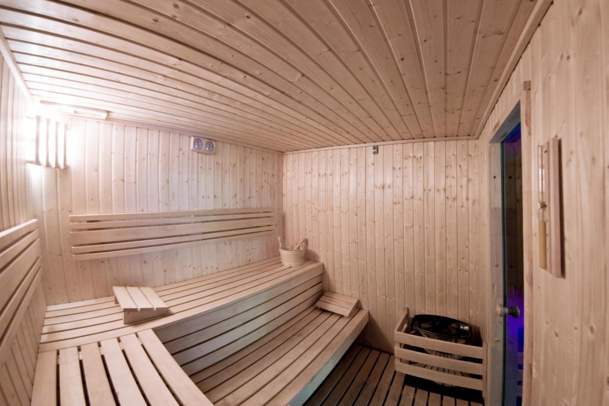 Hotel Mlyn Aqua Spa Biblioteka Elblag Oda fotoğraf